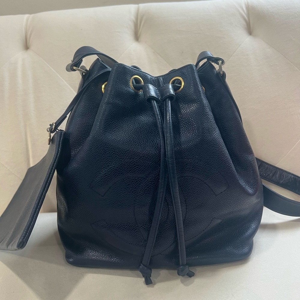 Vintage Chanel Caviar Navy Blue 24k Gold plated hardware Drawstring Bucket Bag - Picture 1 of 14